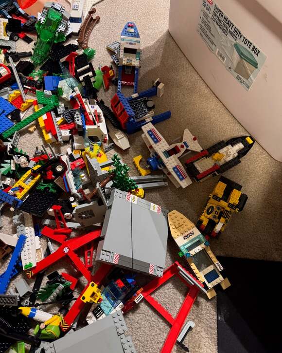 Vintage LEGO Collection Bulk Lot 80s/90s Minifigures, Pirates, Space, Castle etc - Picture 8 of 11